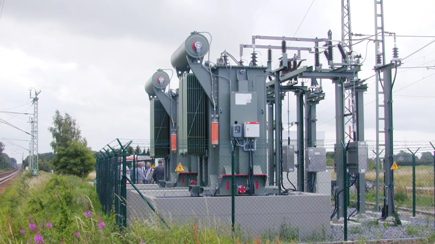 Feeder Autotransformers